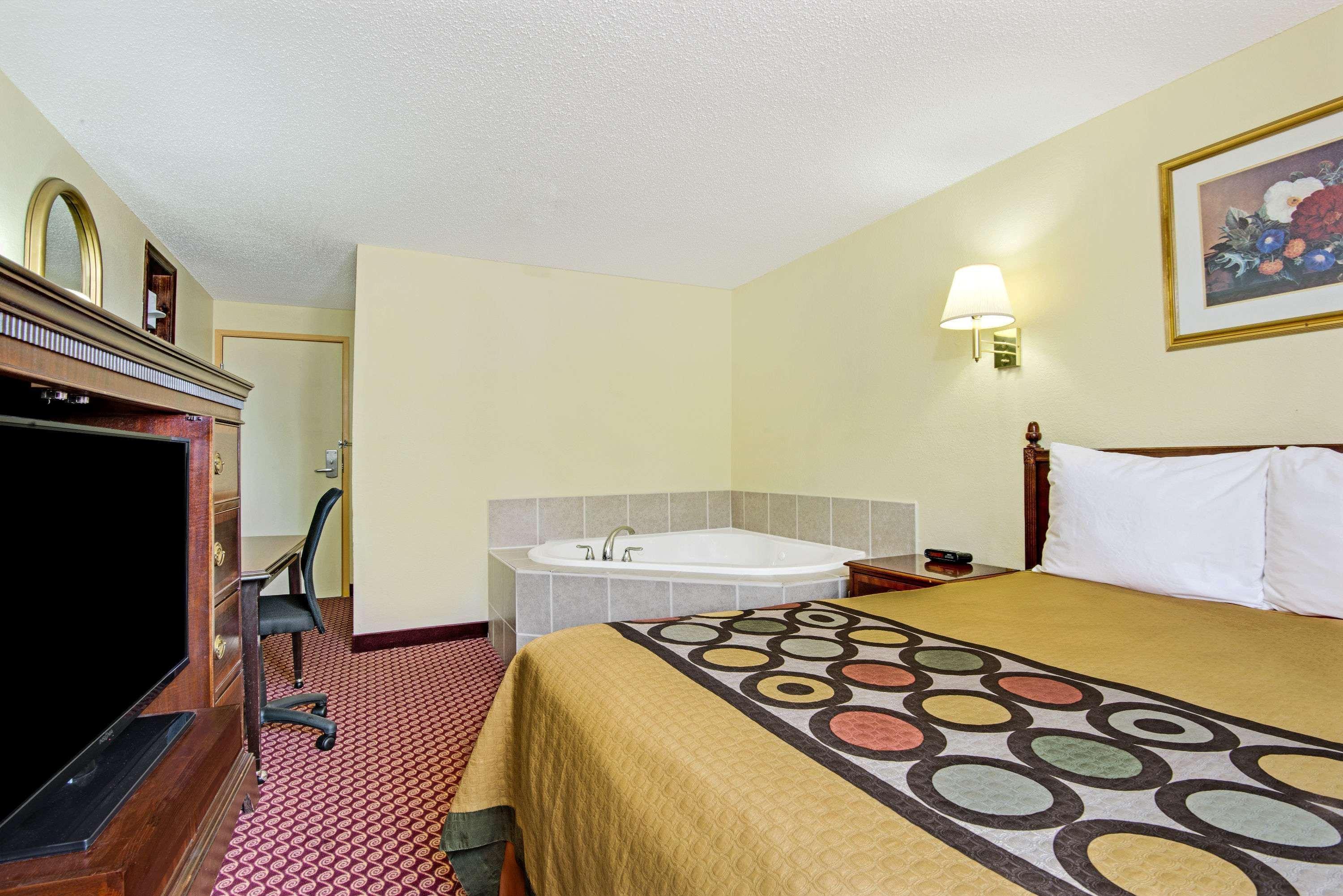 Baymont Inn & Suites By Wyndham Liberty Dış mekan fotoğraf