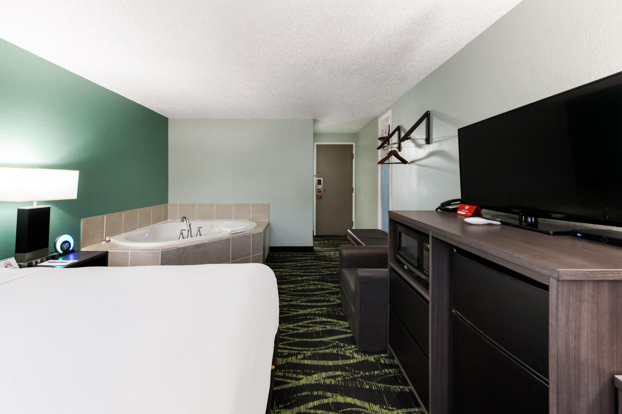 Baymont Inn & Suites By Wyndham Liberty Dış mekan fotoğraf