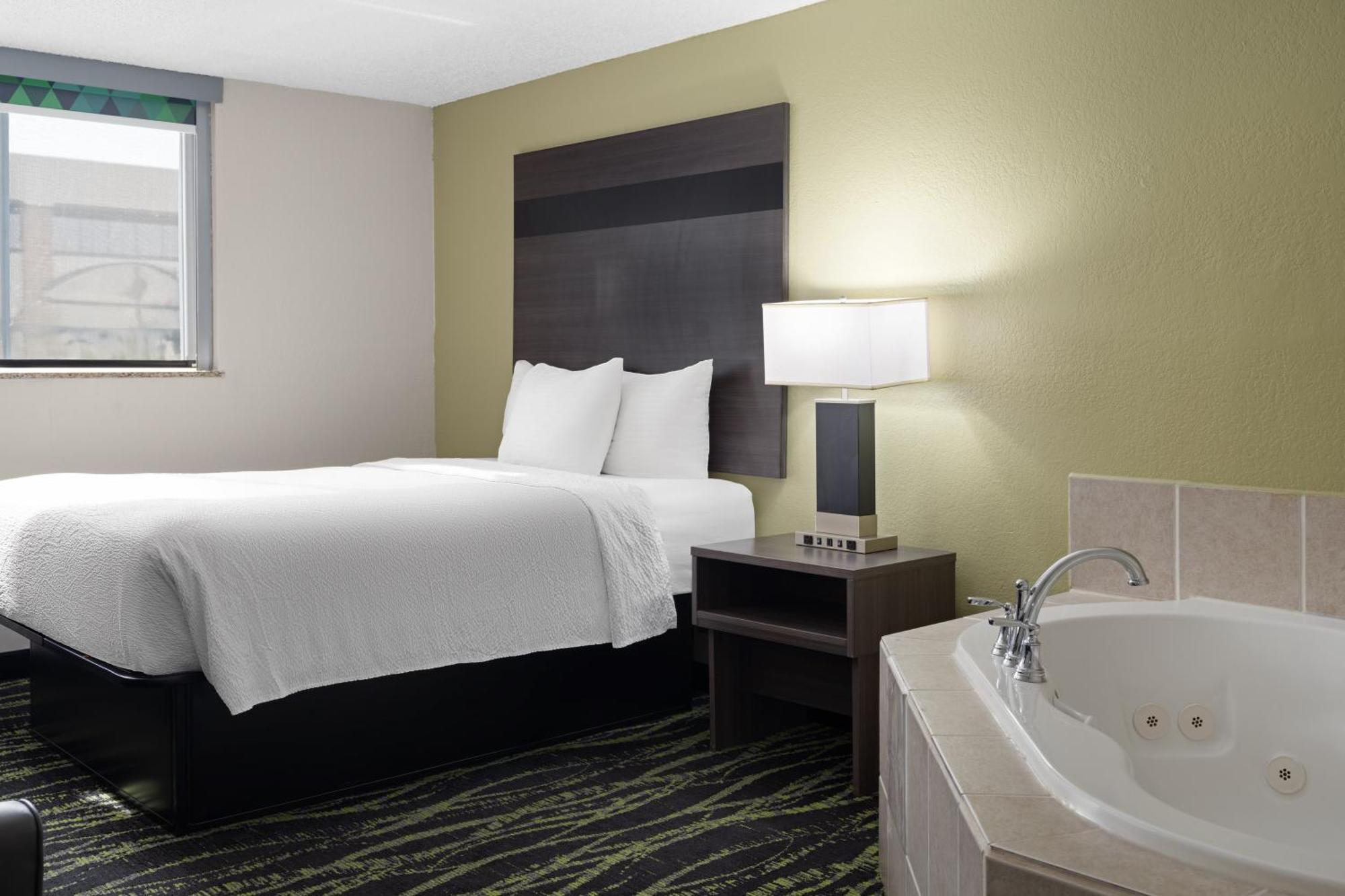 Baymont Inn & Suites By Wyndham Liberty Dış mekan fotoğraf